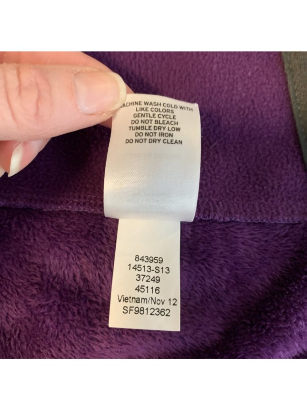 REI Womens XL Fleece Jacket Zip Pockets Fuzzy Purple Outdoor Spring - Picture 10 of 15